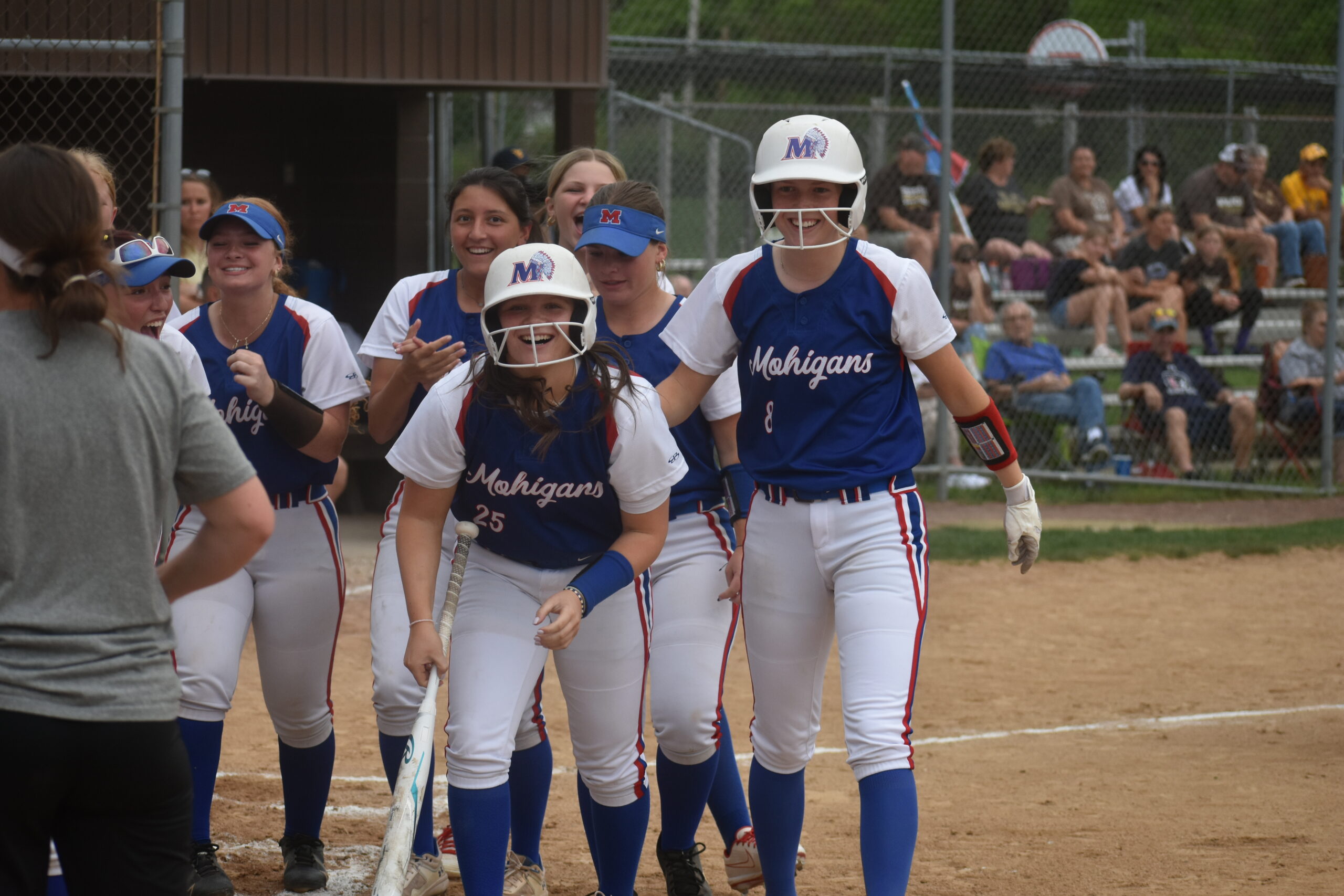 SLUGFEST: Mohigans blast 7 homers to top Monarchs in section championship